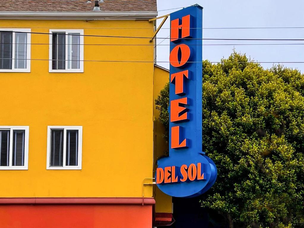 Hotel Del Sol